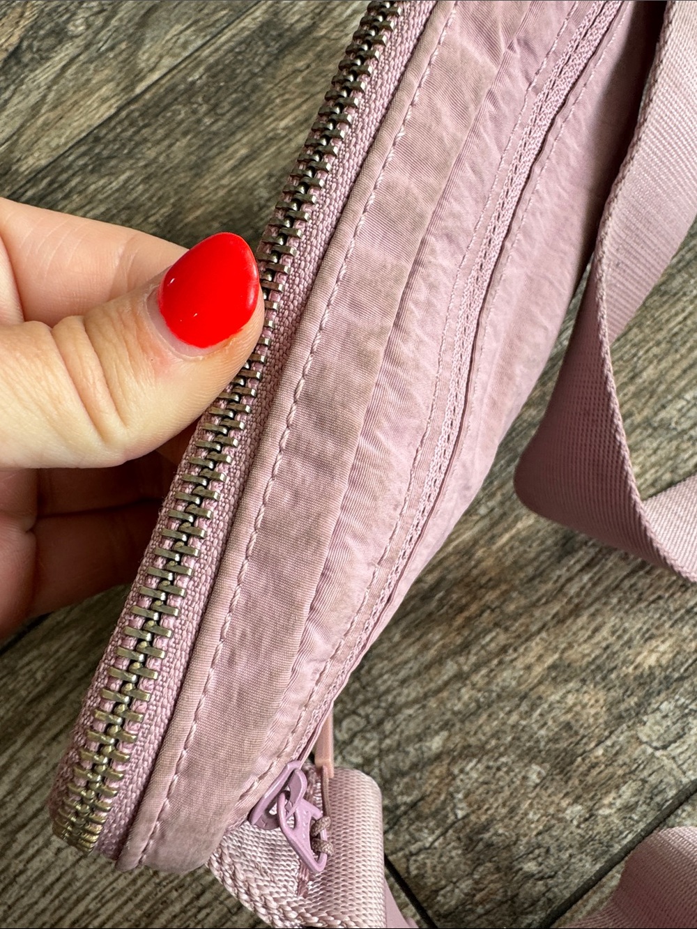 lululemon athletica Dusty Pink Crossbody Belt Bag - Picture 13 of 14
